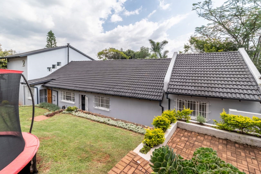 To Let 4 Bedroom Property for Rent in Roodekrans Gauteng