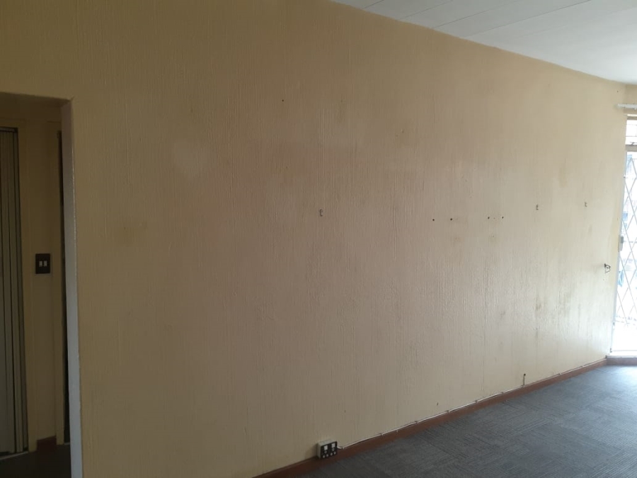 2 Bedroom Property for Sale in Pretoria Gardens Gauteng