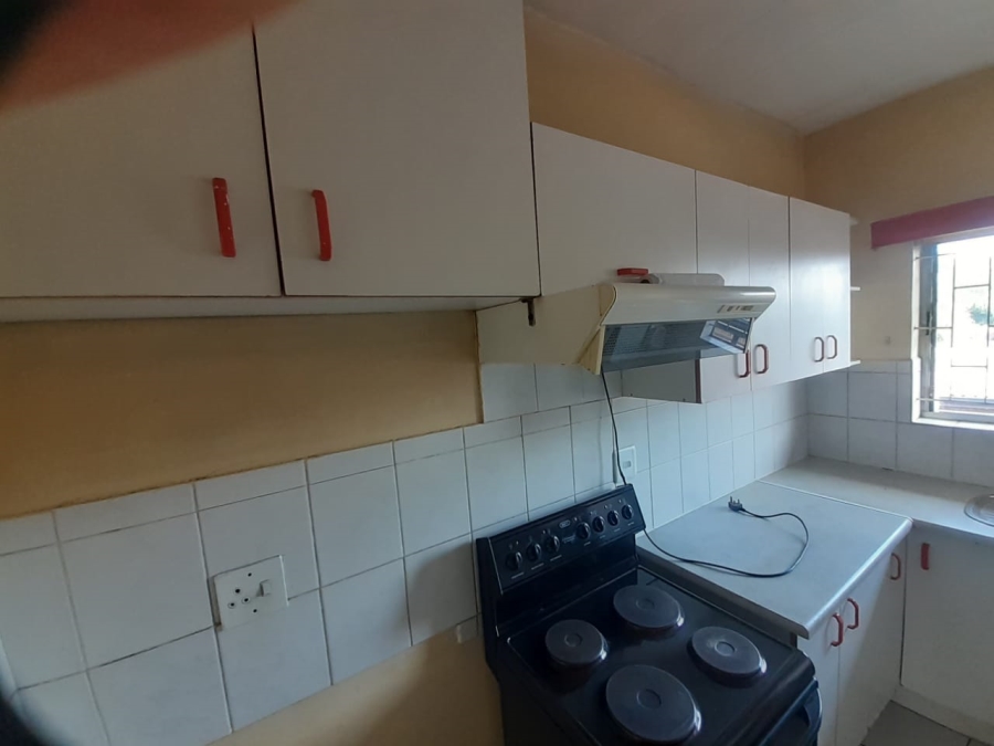 2 Bedroom Property for Sale in Pretoria Gardens Gauteng