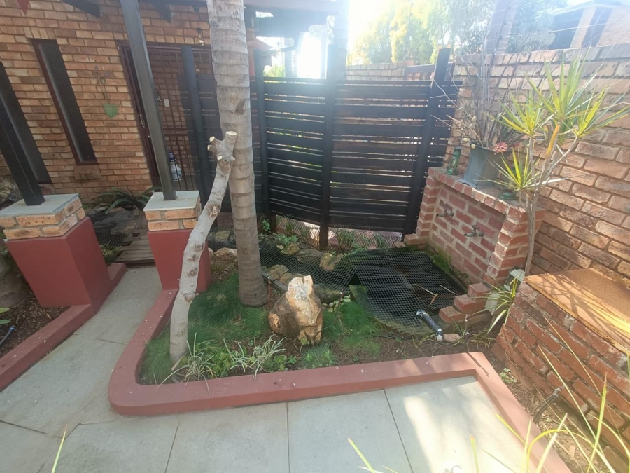 4 Bedroom Property for Sale in Highveld Gauteng