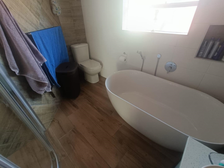 4 Bedroom Property for Sale in Highveld Gauteng