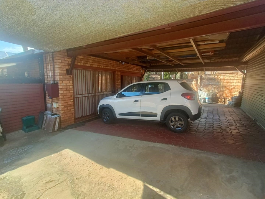 4 Bedroom Property for Sale in Highveld Gauteng