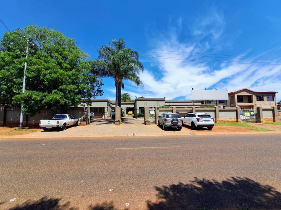 Commercial Property for Sale in Sinoville Gauteng