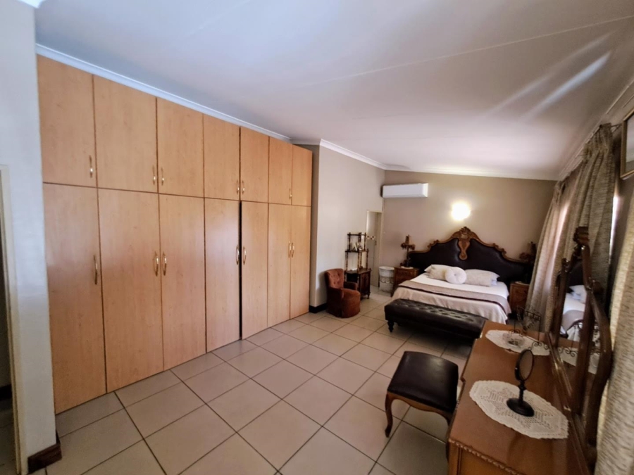 Commercial Property for Sale in Sinoville Gauteng