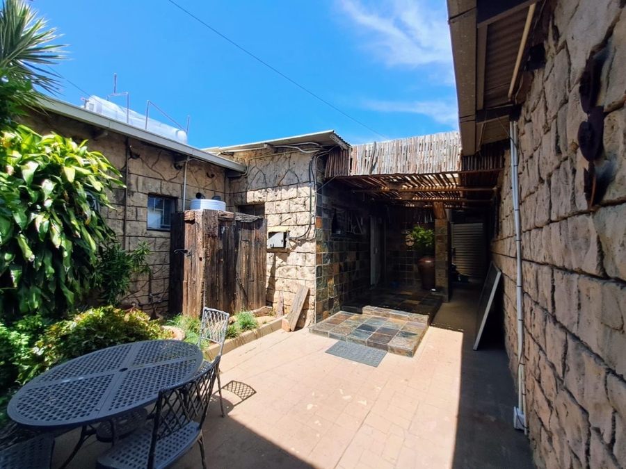 Commercial Property for Sale in Sinoville Gauteng