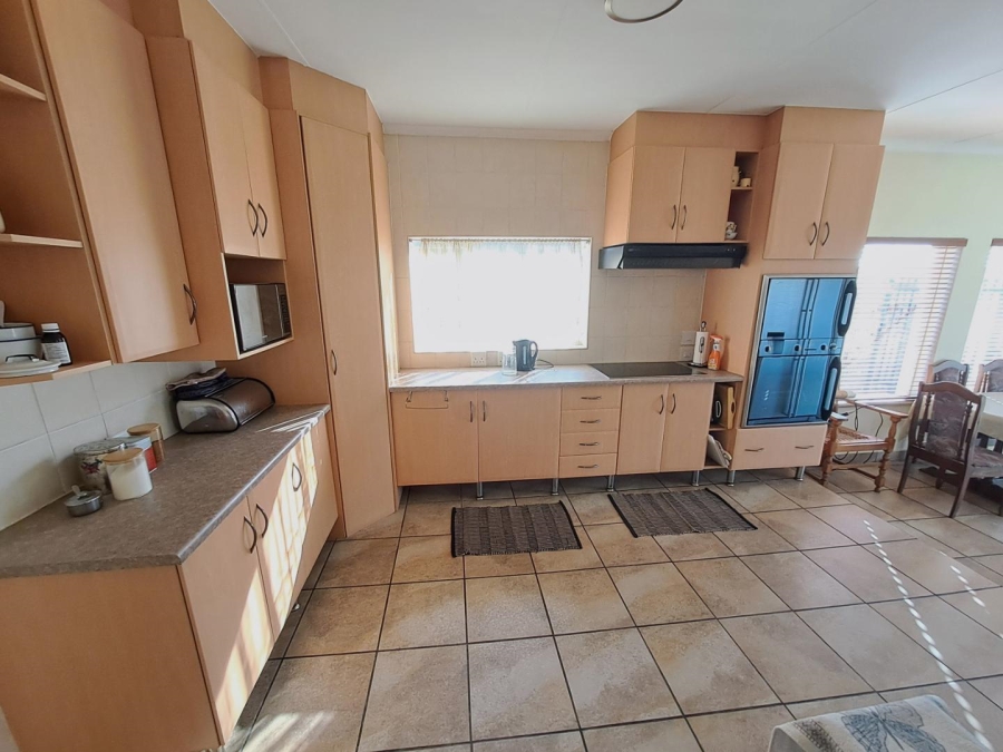 3 Bedroom Property for Sale in Sinoville Gauteng