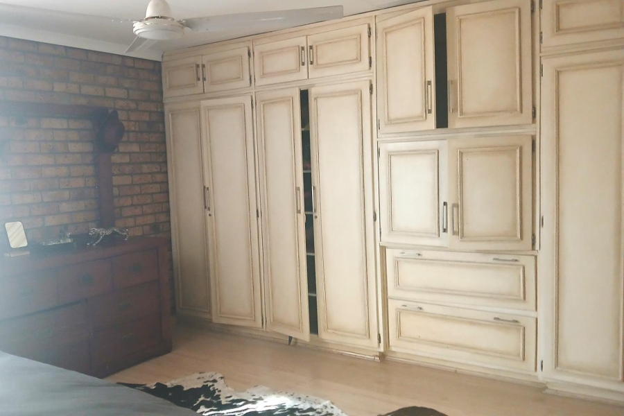 4 Bedroom Property for Sale in Beyerspark Gauteng