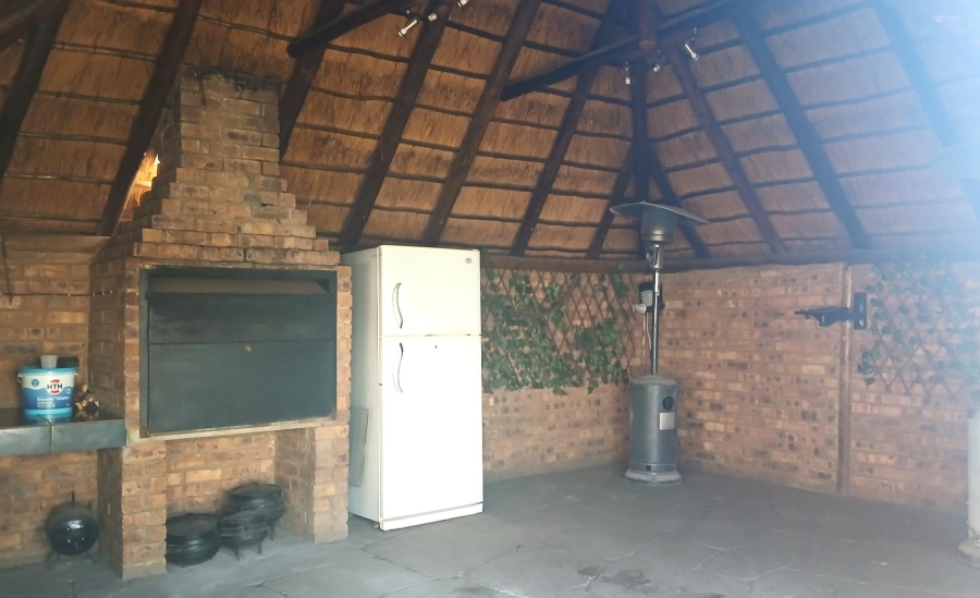 4 Bedroom Property for Sale in Beyerspark Gauteng