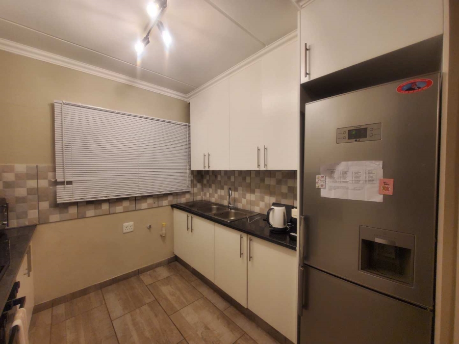 2 Bedroom Property for Sale in Willowbrook Gauteng