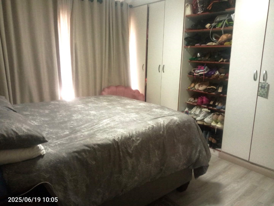 3 Bedroom Property for Sale in Meyersdal Gauteng