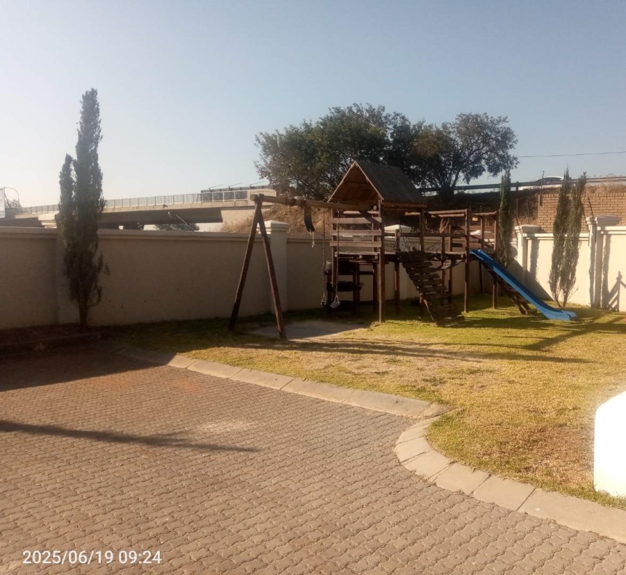 3 Bedroom Property for Sale in Meyersdal Gauteng