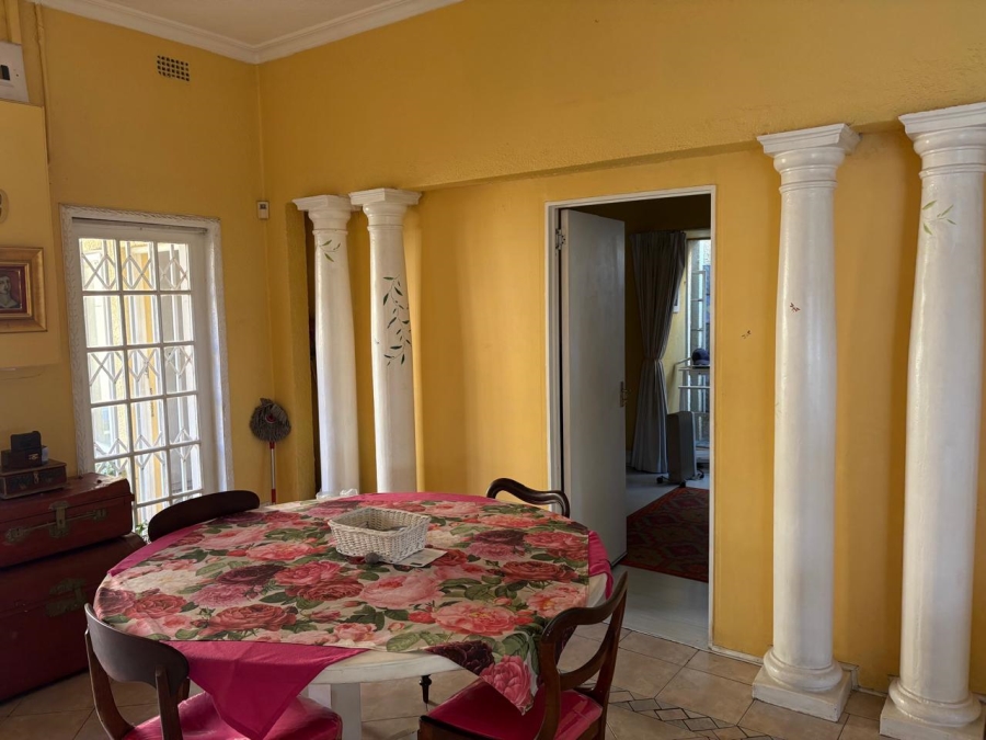 5 Bedroom Property for Sale in Hurst Hill Gauteng
