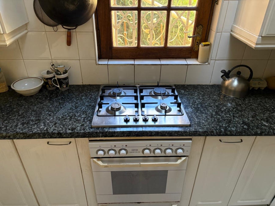 5 Bedroom Property for Sale in Hurst Hill Gauteng