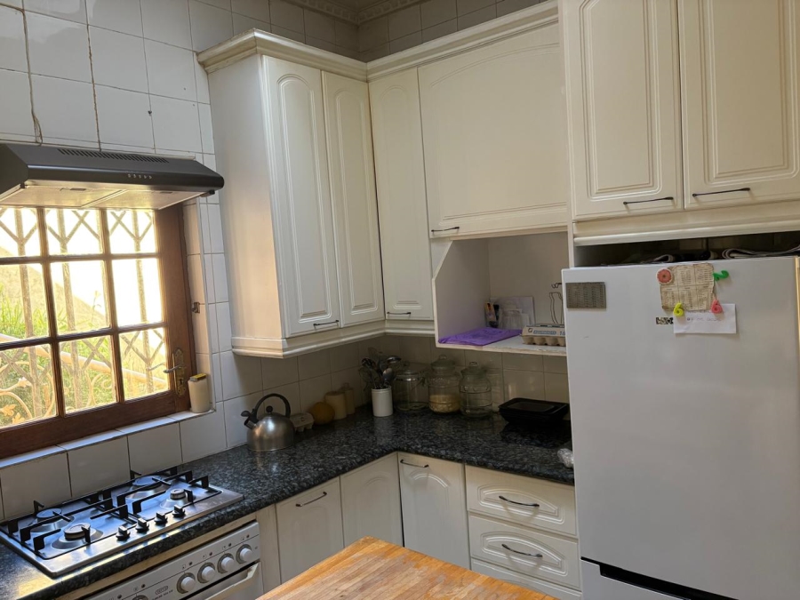 5 Bedroom Property for Sale in Hurst Hill Gauteng