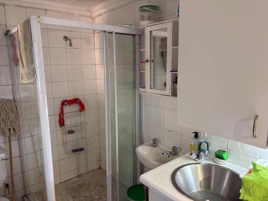 5 Bedroom Property for Sale in Hurst Hill Gauteng