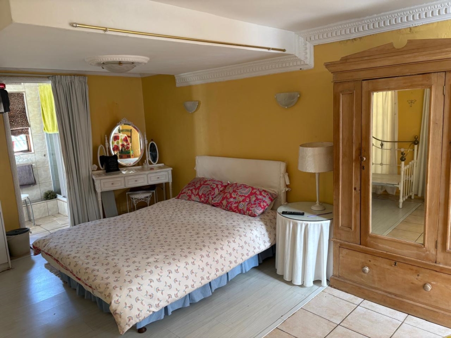 5 Bedroom Property for Sale in Hurst Hill Gauteng