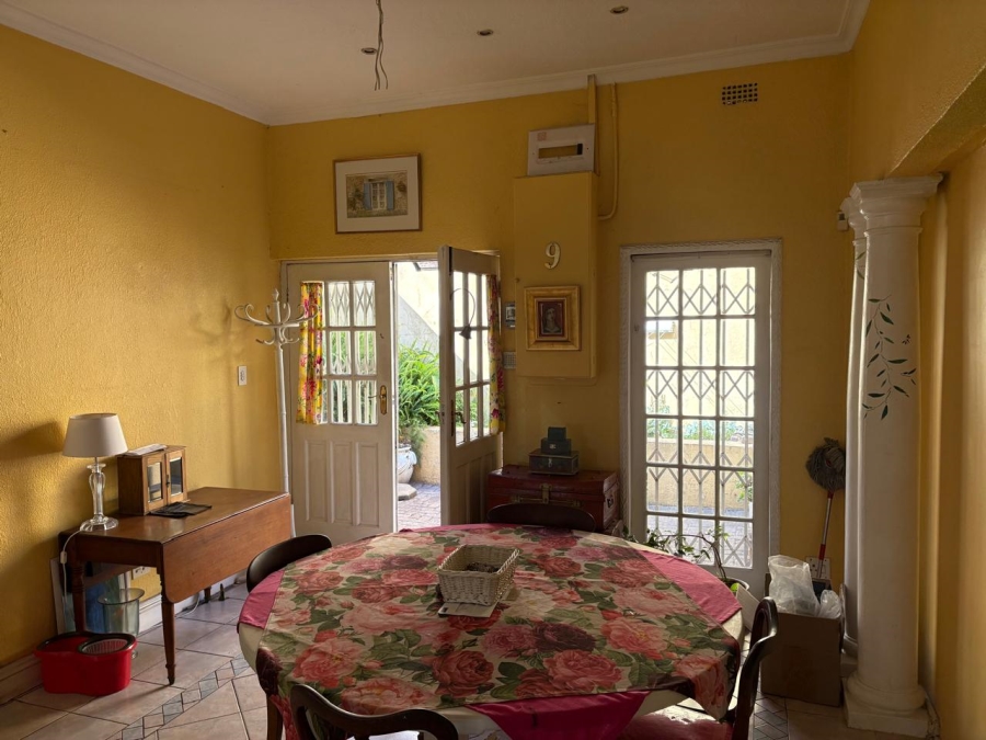 5 Bedroom Property for Sale in Hurst Hill Gauteng