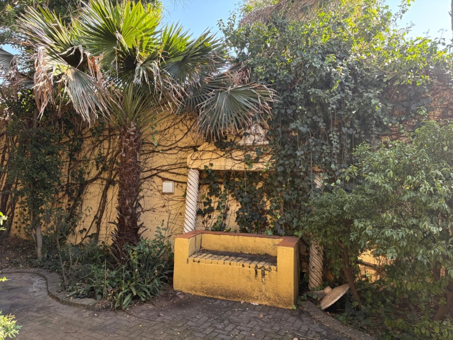 5 Bedroom Property for Sale in Hurst Hill Gauteng