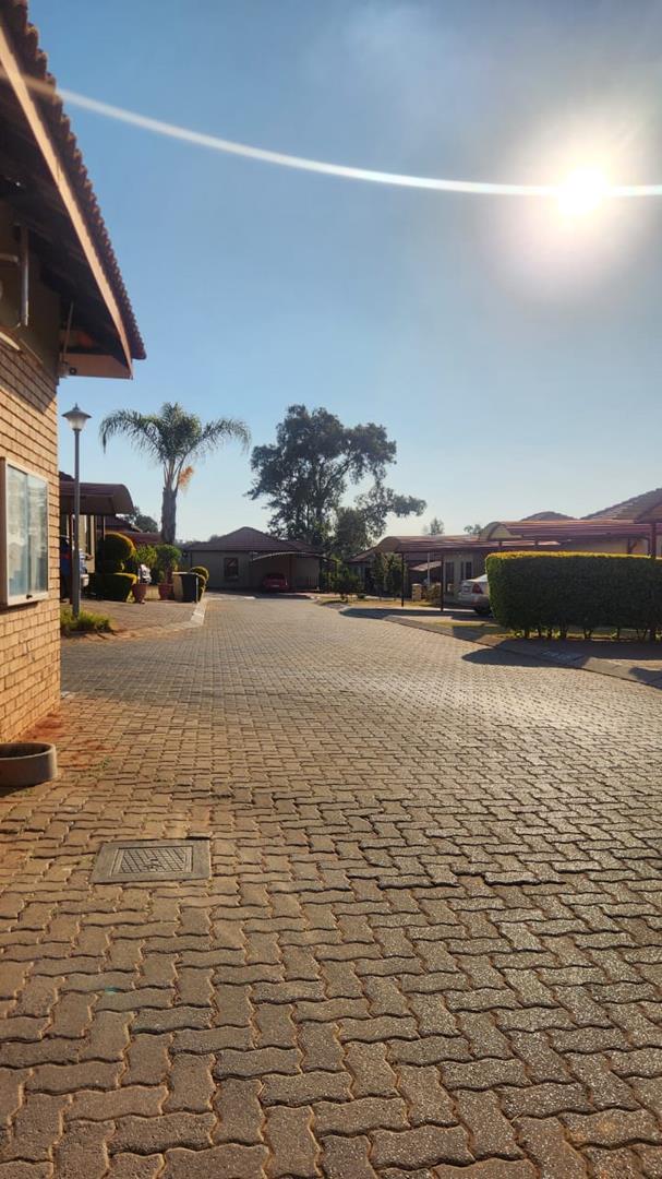 2 Bedroom Property for Sale in Heatherview Gauteng