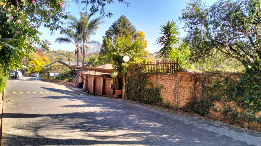 3 Bedroom Property for Sale in Val de Grace Gauteng