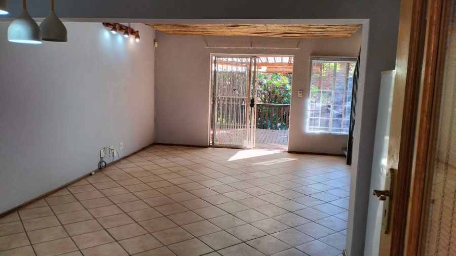 3 Bedroom Property for Sale in Val de Grace Gauteng