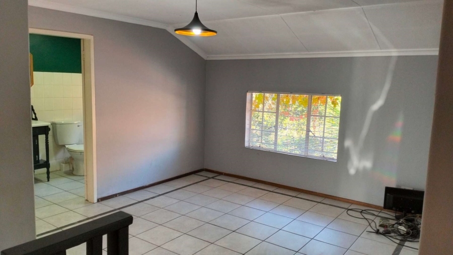3 Bedroom Property for Sale in Val de Grace Gauteng