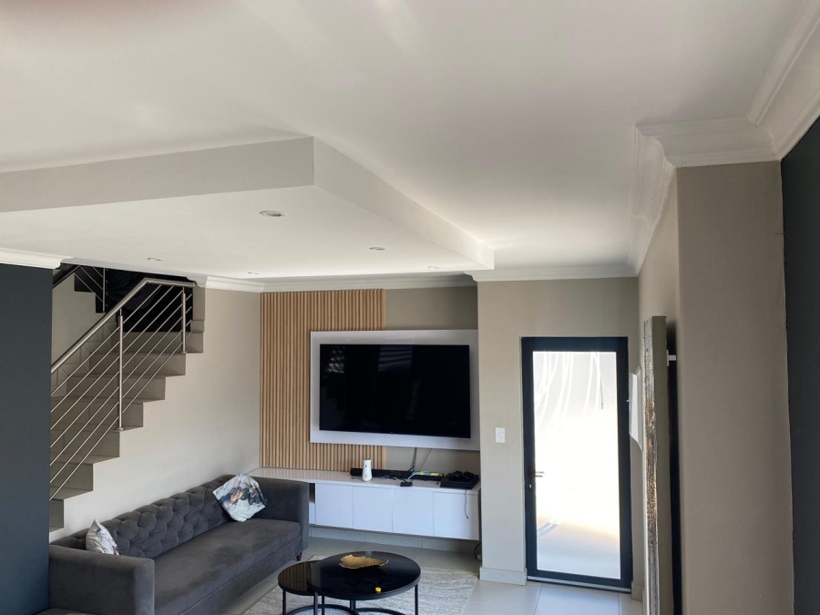 To Let 3 Bedroom Property for Rent in Montana Gauteng