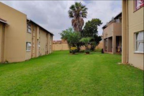 To Let 3 Bedroom Property for Rent in Vorna Valley Gauteng