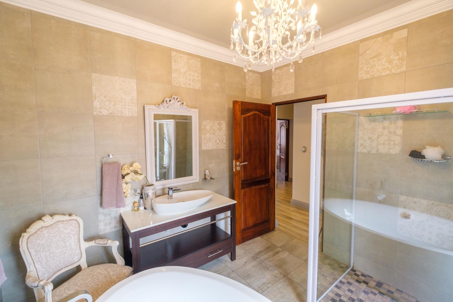 4 Bedroom Property for Sale in Sterrewag Gauteng
