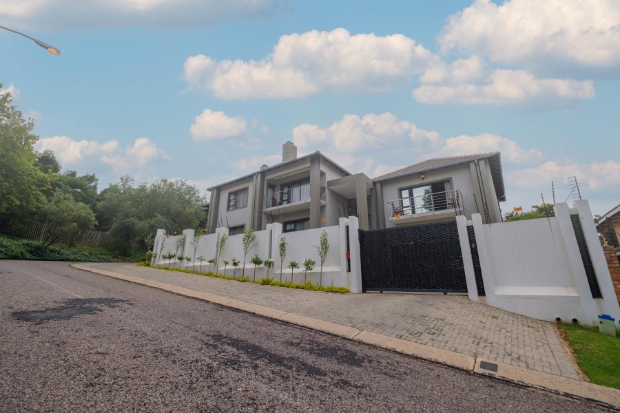 4 Bedroom Property for Sale in Sterrewag Gauteng