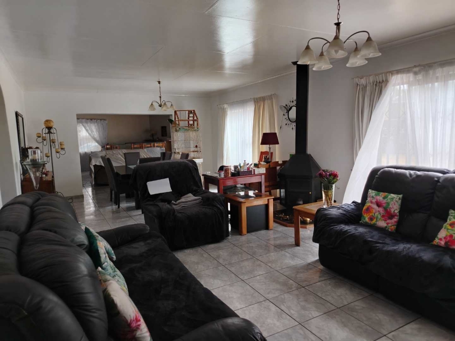 4 Bedroom Property for Sale in Mimosa Park Gauteng