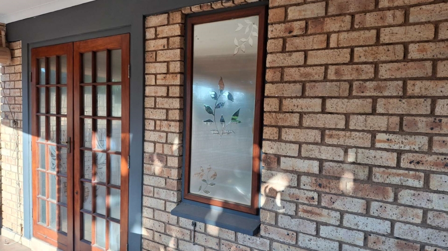 To Let 3 Bedroom Property for Rent in Ruimsig Gauteng