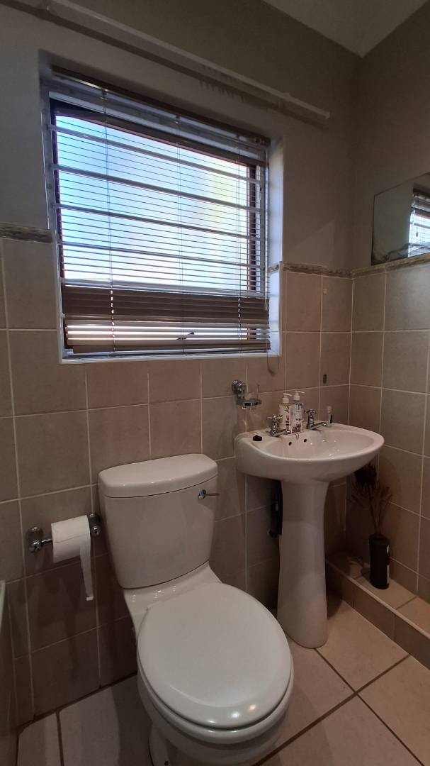 To Let 3 Bedroom Property for Rent in Ruimsig Gauteng