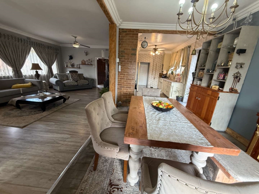 4 Bedroom Property for Sale in Florida Park Gauteng