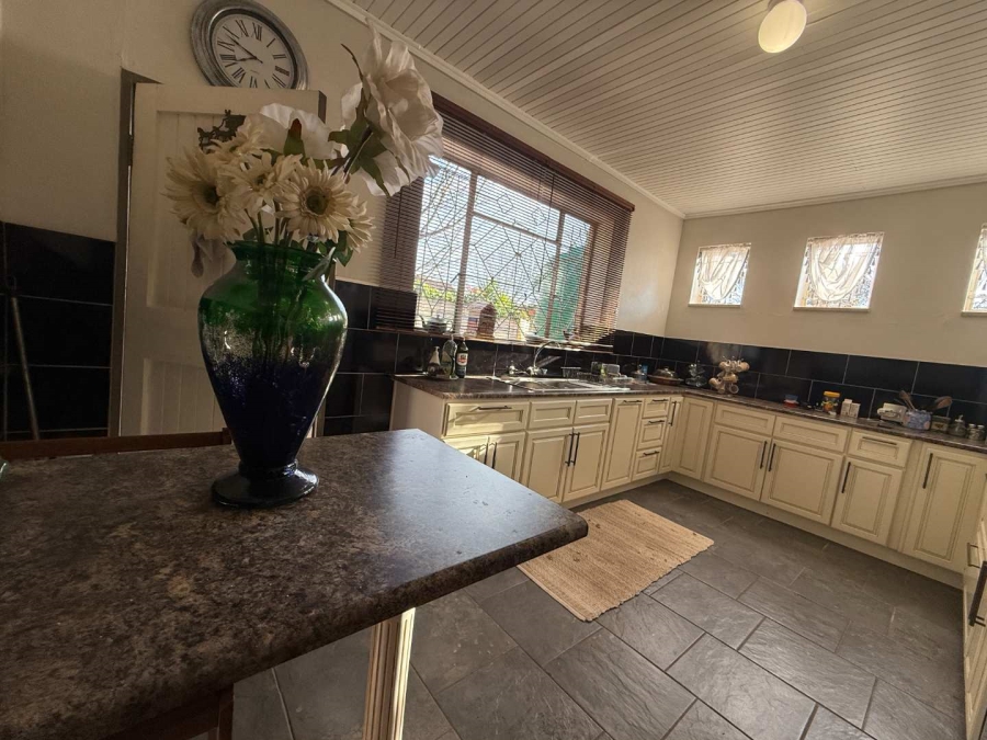 4 Bedroom Property for Sale in Florida Park Gauteng