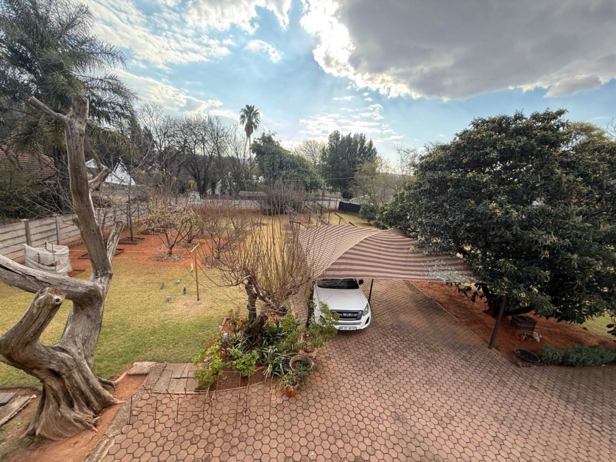 4 Bedroom Property for Sale in Florida Park Gauteng