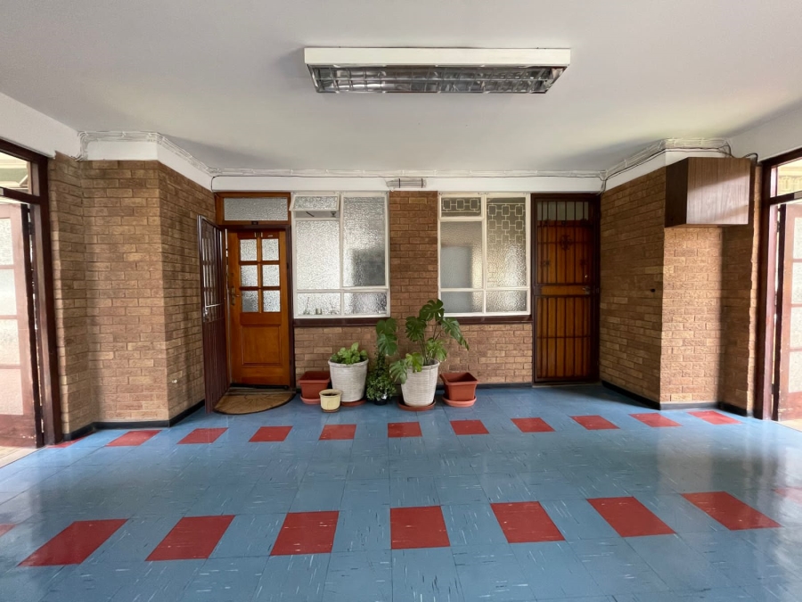 To Let 2 Bedroom Property for Rent in Florida Park Gauteng