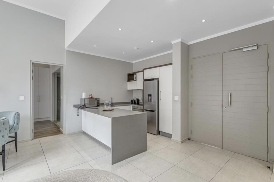 2 Bedroom Property for Sale in Sandton Central Gauteng