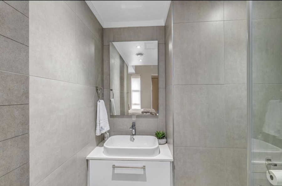 2 Bedroom Property for Sale in Sandton Central Gauteng