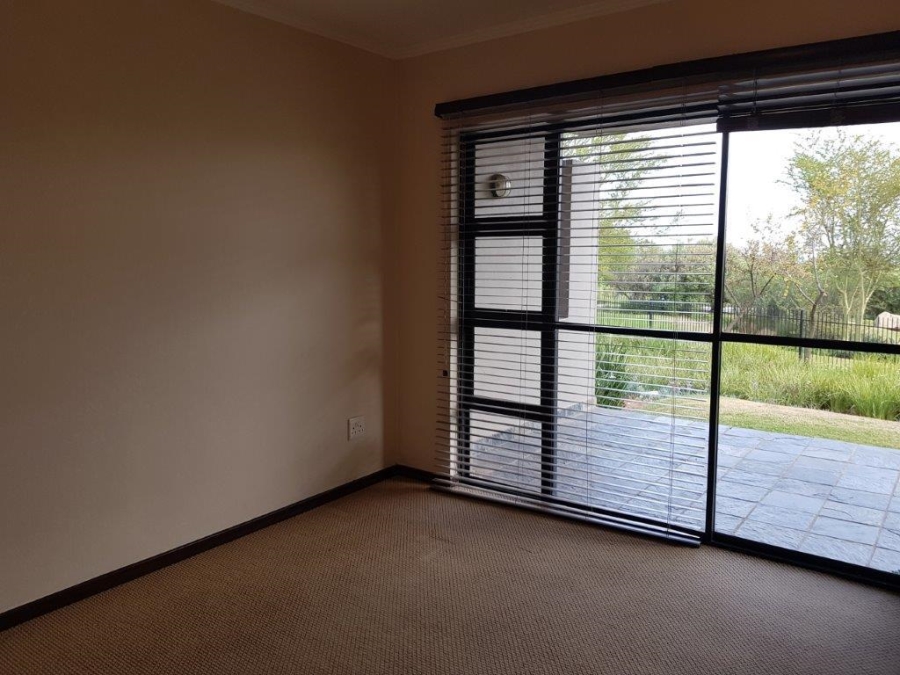 To Let 1 Bedroom Property for Rent in Jackal Creek Golf Estate Gauteng