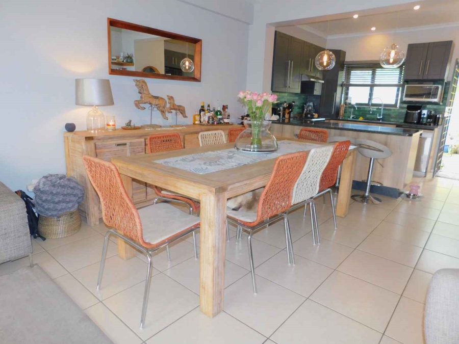 2 Bedroom Property for Sale in Bryanston Gauteng