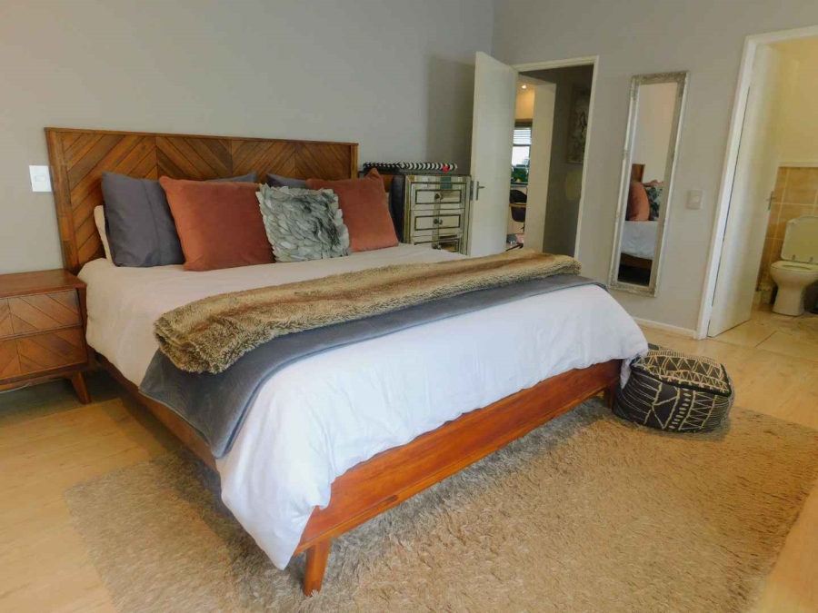 2 Bedroom Property for Sale in Bryanston Gauteng