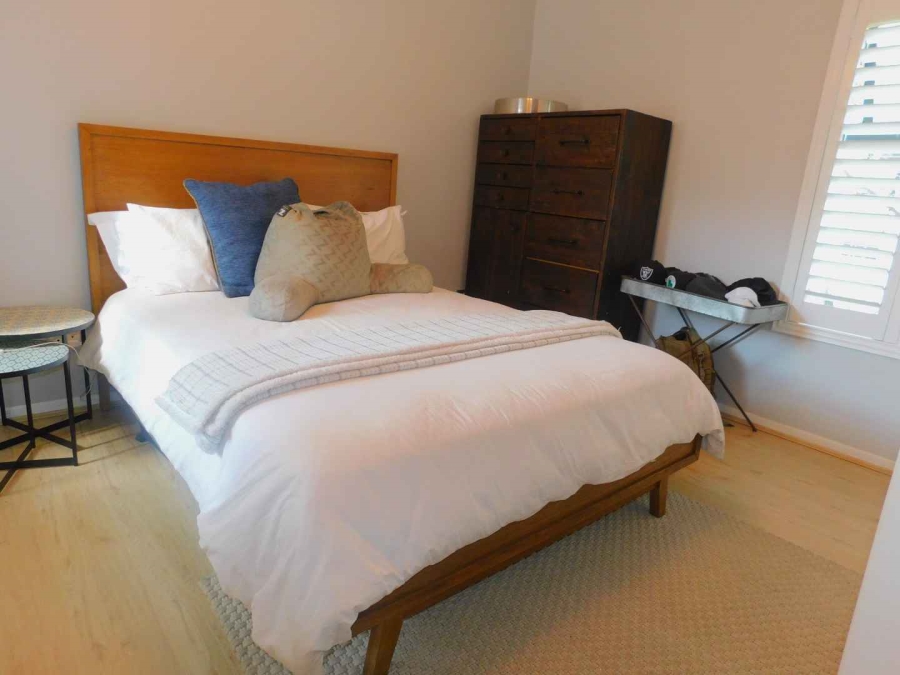 2 Bedroom Property for Sale in Bryanston Gauteng
