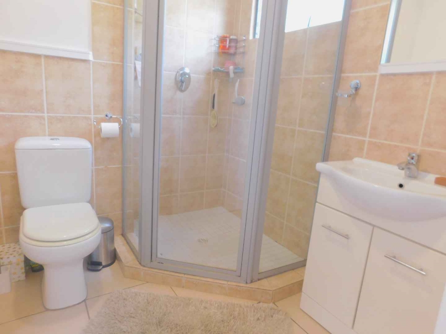 2 Bedroom Property for Sale in Bryanston Gauteng