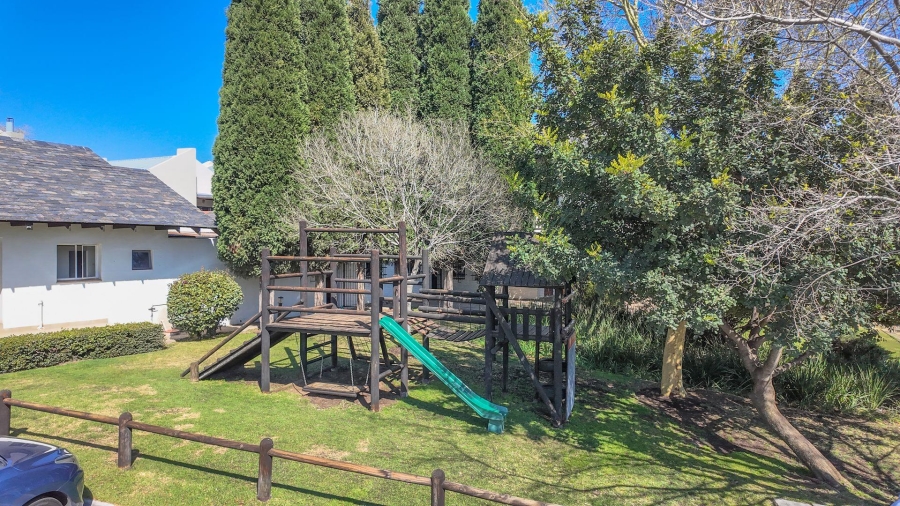 2 Bedroom Property for Sale in Bryanston Gauteng