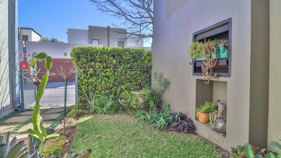 2 Bedroom Property for Sale in Bryanston Gauteng