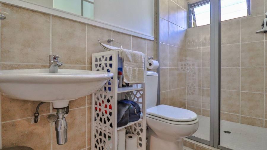 2 Bedroom Property for Sale in Bryanston Gauteng