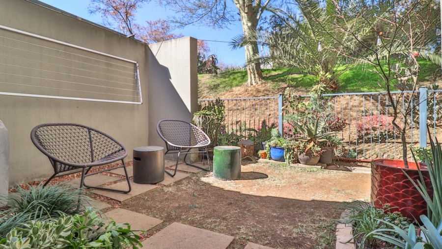 2 Bedroom Property for Sale in Bryanston Gauteng
