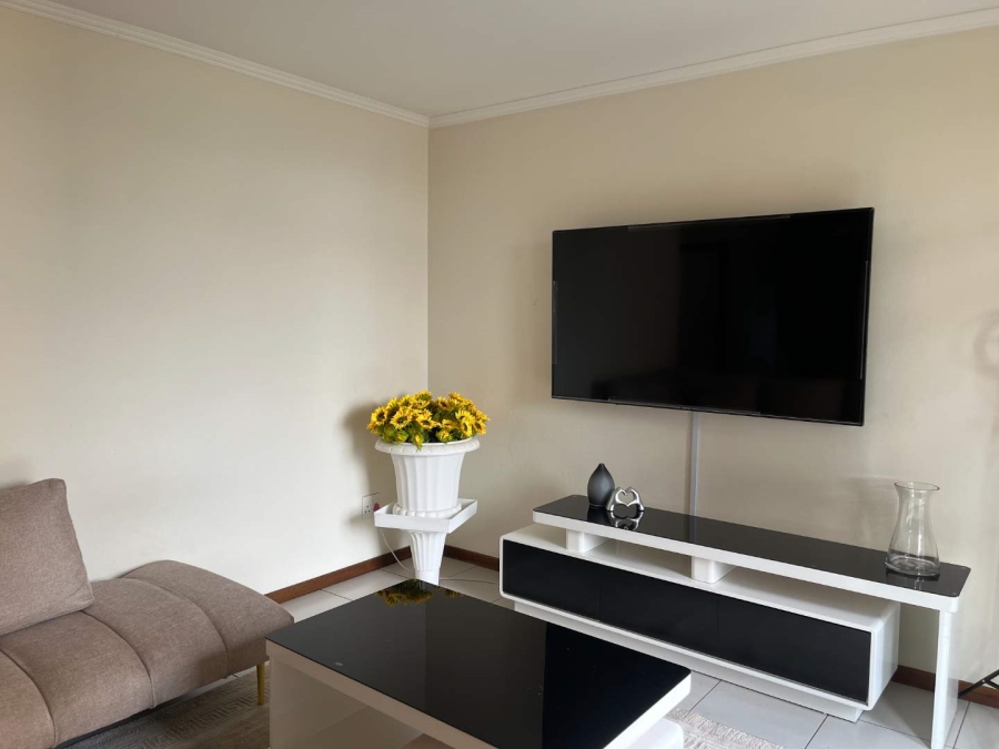 To Let 2 Bedroom Property for Rent in Jackal Creek Golf Estate Gauteng