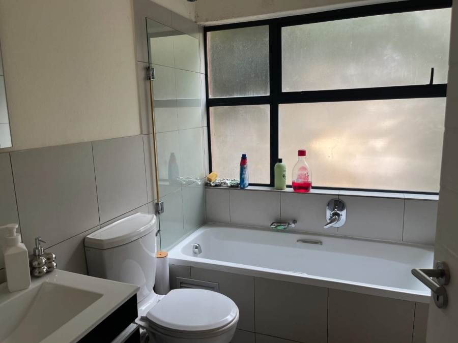 To Let 2 Bedroom Property for Rent in Jackal Creek Golf Estate Gauteng